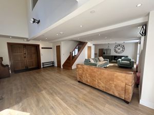 Photo 6- click for photo gallery